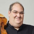 Joaquin Riquelme Garc&iacute;a, Viola 